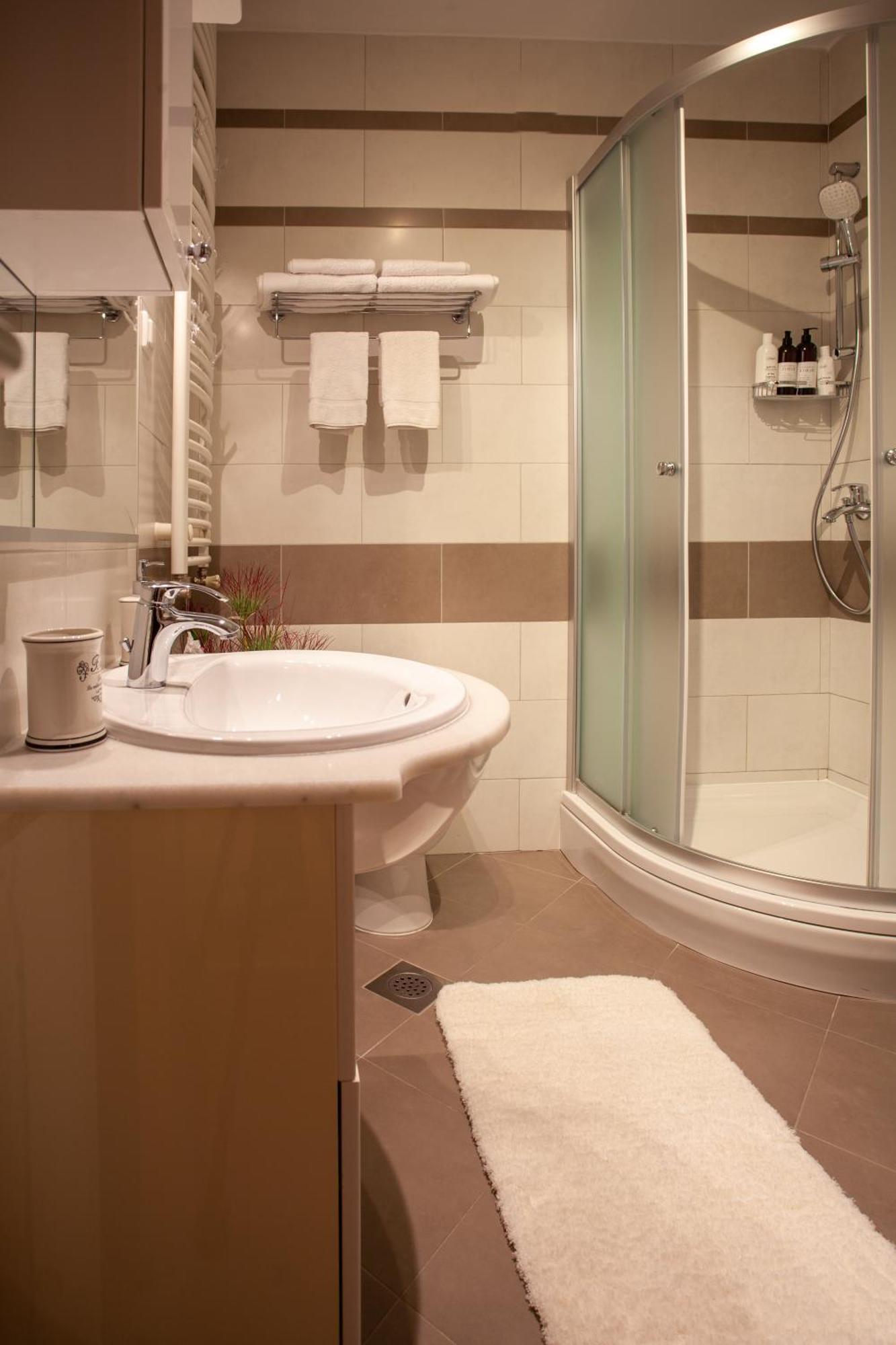 Apartment Sladic Sisak Bagian luar foto